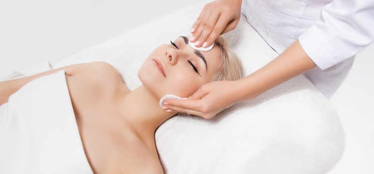 K&ouml;nnyed &eacute;s j&oacute;leső kezel&eacute;s