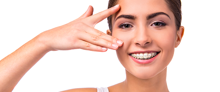 l&aacute;thatatlan fogszab&aacute;lyoz&aacute;s a term&eacute;szetes mosoly&eacute;rt